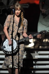 Taylor Swift テイラー・スウィフト