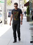 Джастин Тимберлейк - arrives at a medical building in Beverly Hills on June 1, 2012 (12xHQ) 2b7b52195360936