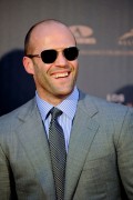 Джейсон Стэтхэм (Jason Statham) Attends the premiere of The Expendables 2 at the Callao Cinemas 2012.08.09 (9xHQ) 8ab13a207609101