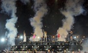 Бантон, Бекхэм, Браун, Холливелл, Чисхолм, Spice Girls (Спайс Герлс) на закрытии олимпийский игр 12.08.12 (190xHQ) E55178209815986